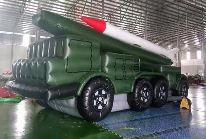 福州小型导弹车